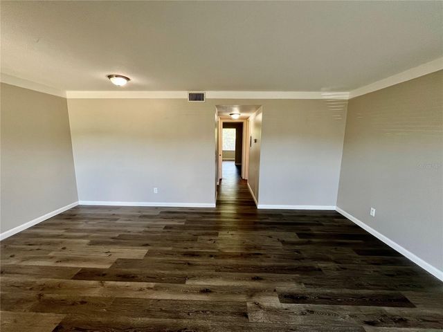 2000 WORLD PARKWAY BOULEVARD 7, Clearwater, FL 33763