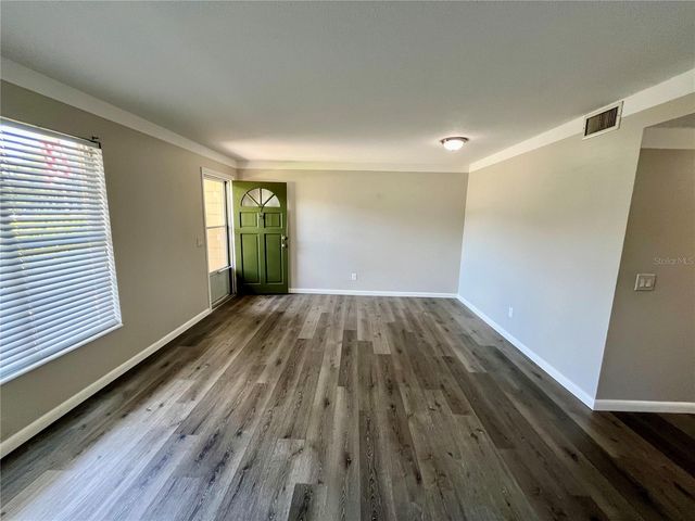 2000 WORLD PARKWAY BOULEVARD 7, Clearwater, FL 33763