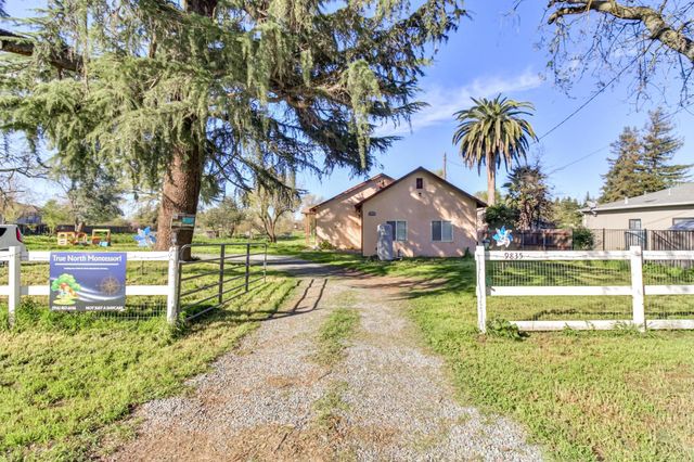 9835 Harvey Rd, Galt, CA 95632