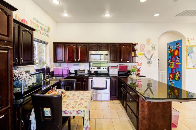 9835 Harvey Rd, Galt, CA 95632