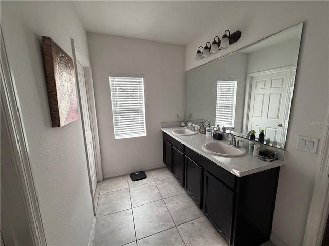 2840 WADEVIEW LOOP, St Cloud, FL 34769