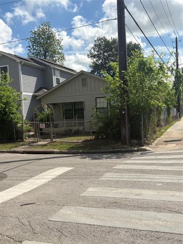 3300 Bacchus Street, Houston, TX 77022