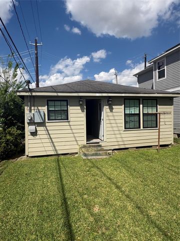 3300 Bacchus Street, Houston, TX 77022