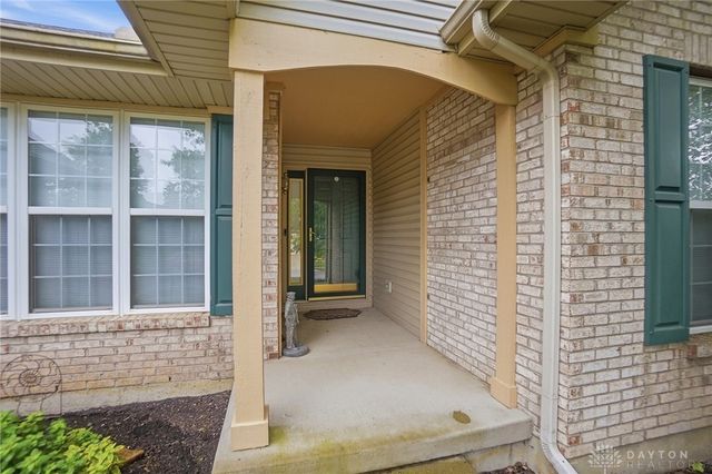 1150 Windsong Trail, Beavercreek Twp, OH 45324