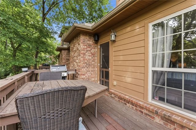 519-521 S Pierremont Drive, Fayetteville, AR 72701