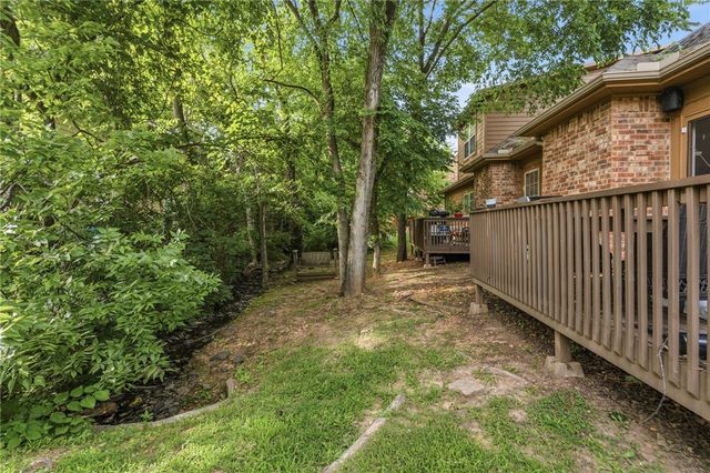 519-521 S Pierremont Drive, Fayetteville, AR 72701