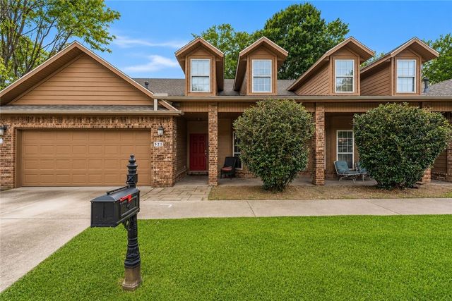 519-521 S Pierremont Drive, Fayetteville, AR 72701