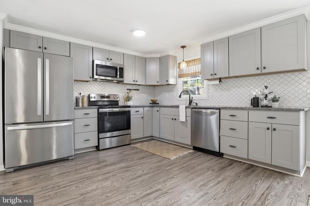 339 LAY RD, Delta, PA 17314