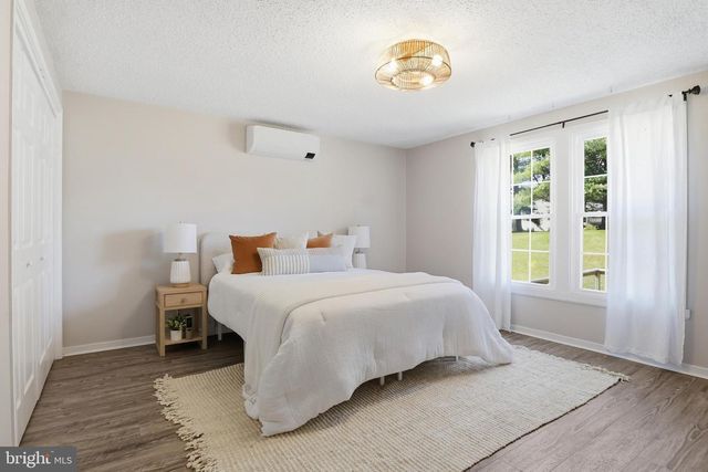 339 LAY RD, Delta, PA 17314