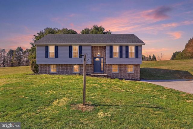 339 LAY RD, Delta, PA 17314