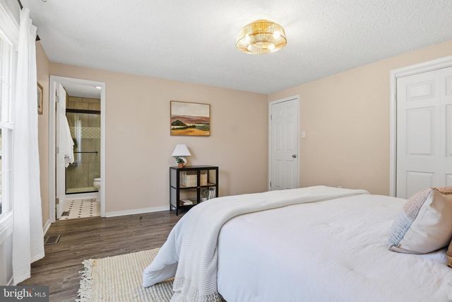 339 LAY RD, Delta, PA 17314