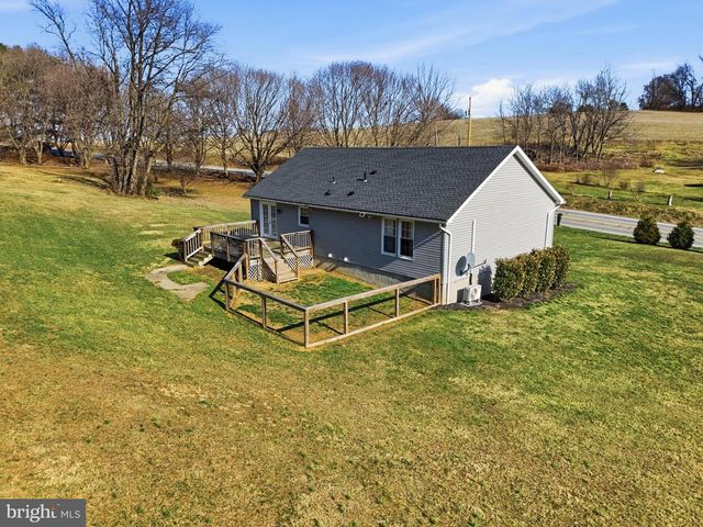 339 LAY RD, Delta, PA 17314