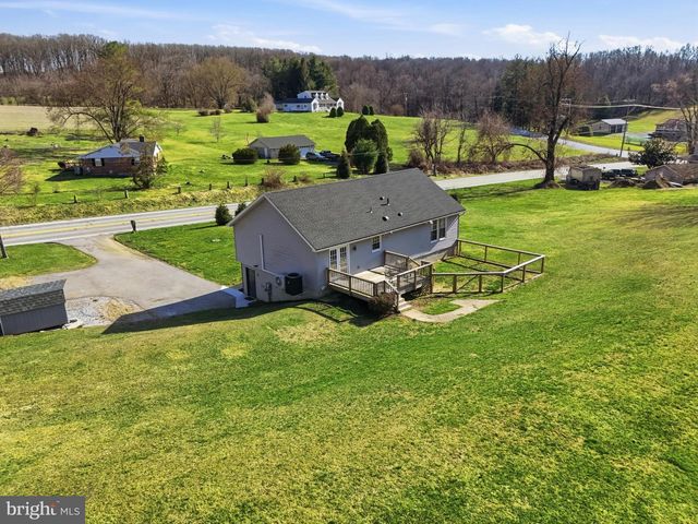 339 LAY RD, Delta, PA 17314