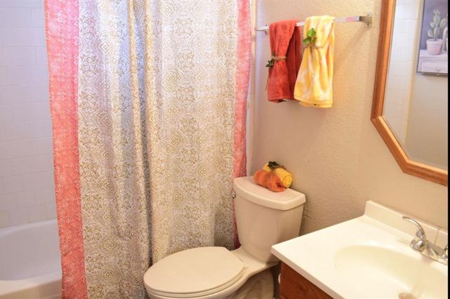 707 N Fork Court N, Katy, TX 77450