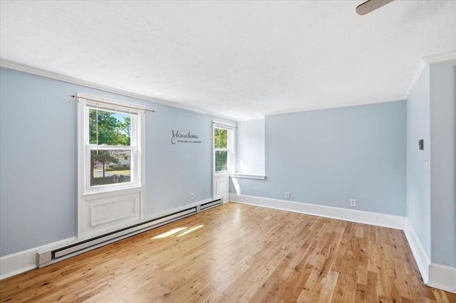 106 Bourne Rd, Plymouth, MA 02360