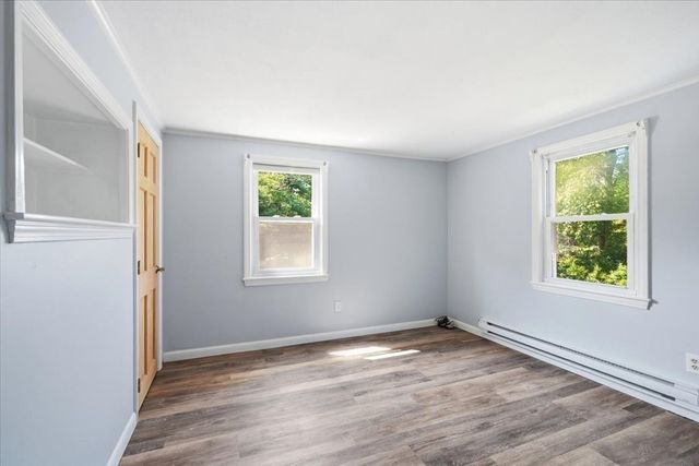 106 Bourne Rd, Plymouth, MA 02360
