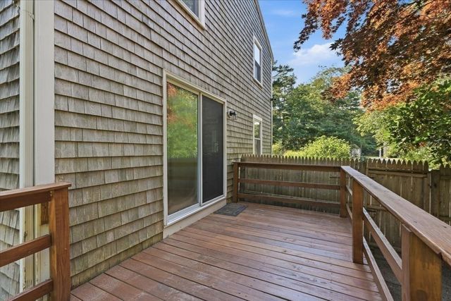 106 Bourne Rd, Plymouth, MA 02360