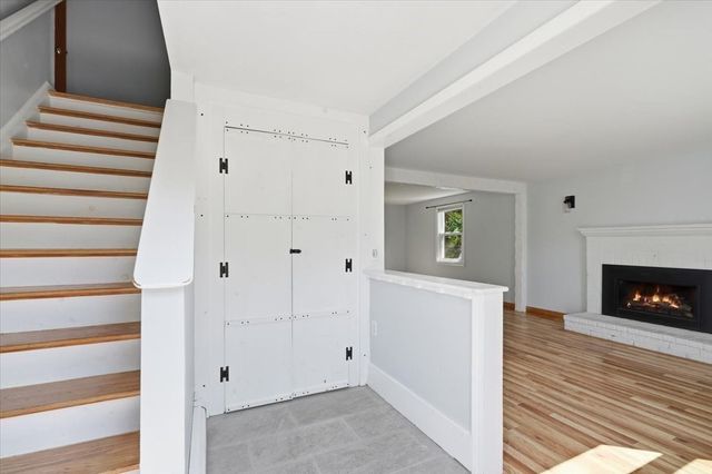 106 Bourne Rd, Plymouth, MA 02360