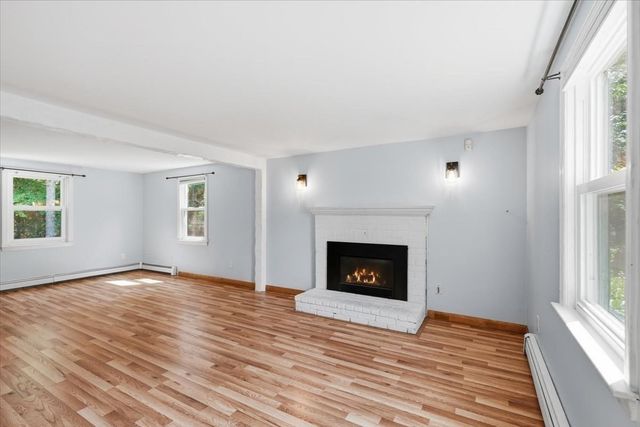 106 Bourne Rd, Plymouth, MA 02360