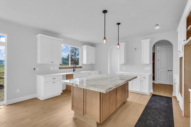 42419 Magnolia Drive, Sterling Heights, MI 48314