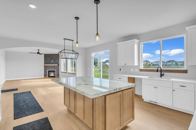 42419 Magnolia Drive, Sterling Heights, MI 48314