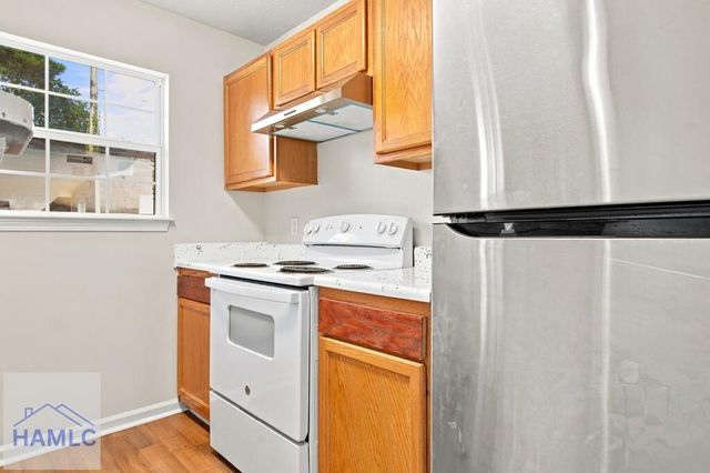 7221 Garfield Street, Savannah, GA 31406
