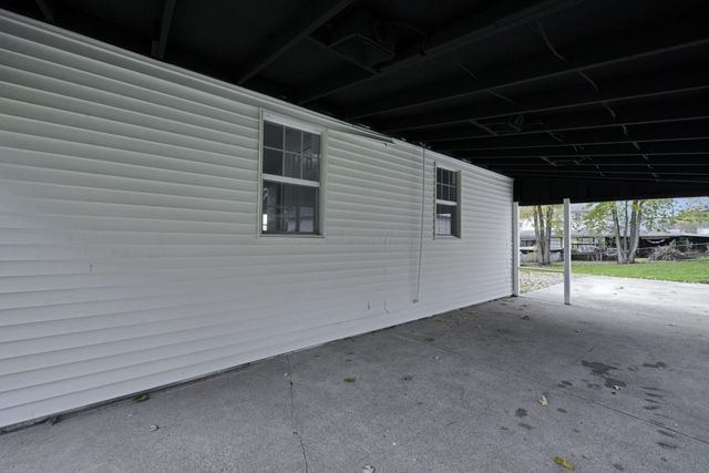 468 Garfield Avenue, Newark, OH 43055