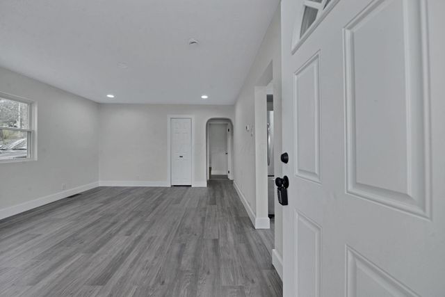 468 Garfield Avenue, Newark, OH 43055