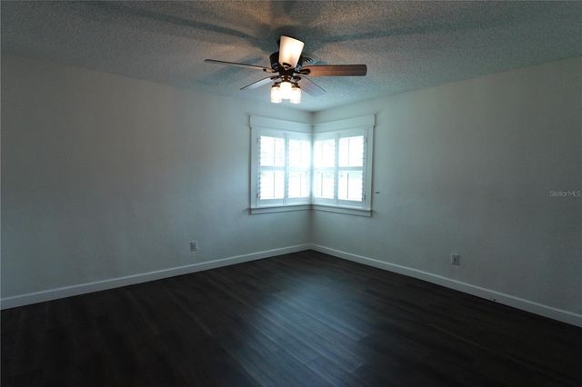 2733 WOODLAND HILLS AVENUE, Lakeland, FL 33803