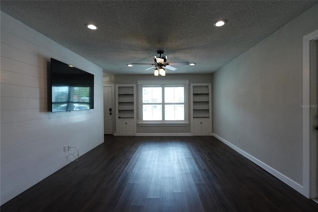 2733 WOODLAND HILLS AVENUE, Lakeland, FL 33803