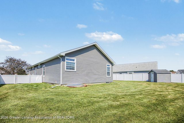 57 Lilac Lane, Mason, MI 48854