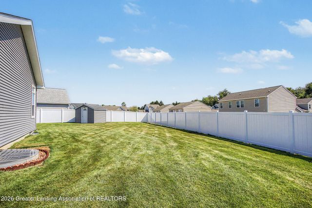 57 Lilac Lane, Mason, MI 48854