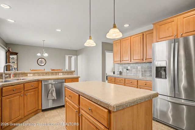 57 Lilac Lane, Mason, MI 48854