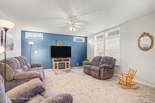 57 Lilac Lane, Mason, MI 48854