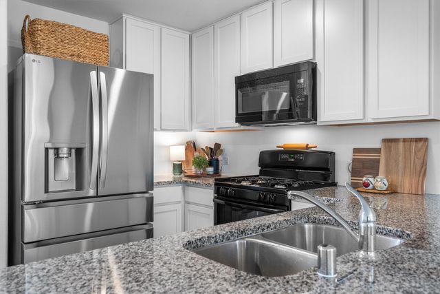 11850 Gabbro Drive, Justin, TX 76247