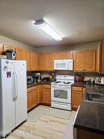 1 Carriage City Plaza 1503, Rahway, NJ 07065
