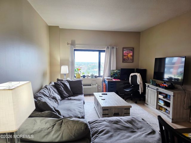 1 Carriage City Plaza 1503, Rahway, NJ 07065