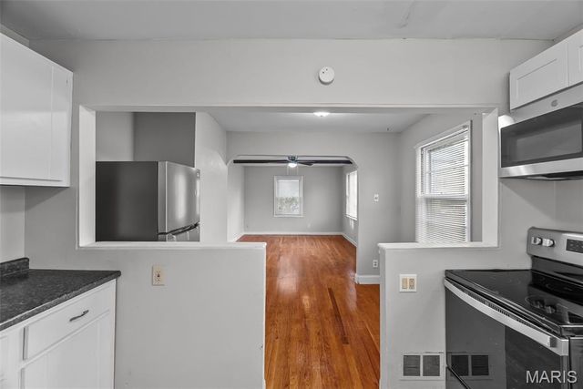 10175 Cloverdale Drive, St Louis, MO 63136