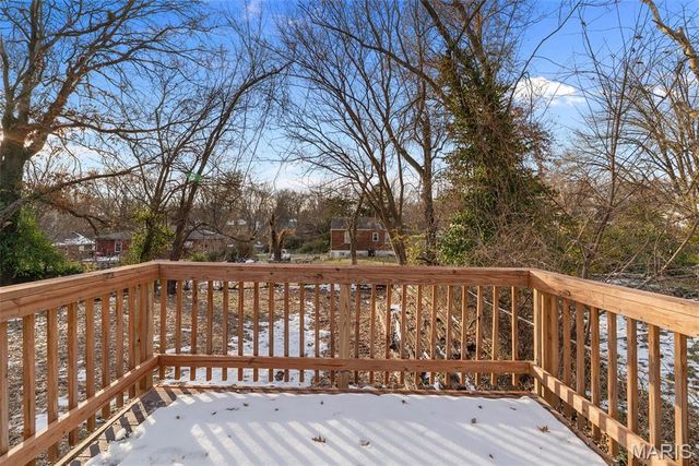 10175 Cloverdale Drive, St Louis, MO 63136