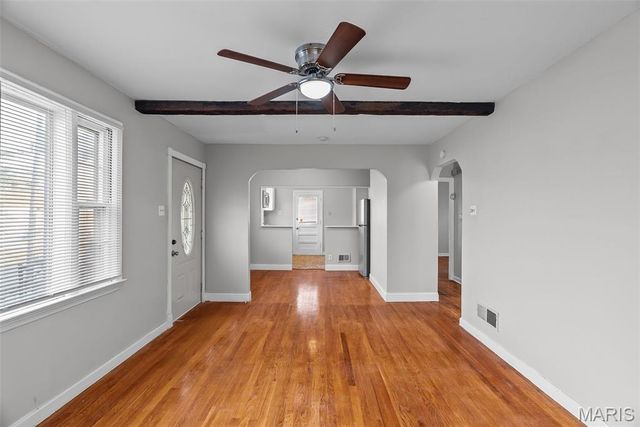 10175 Cloverdale Drive, St Louis, MO 63136