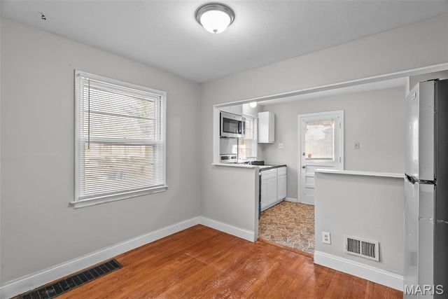 10175 Cloverdale Drive, St Louis, MO 63136