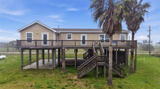 1972 Avenue D, Crystal Beach, TX 77650