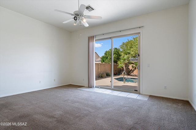 7472 W Cosmic Sky Drive, Tucson, AZ 85743