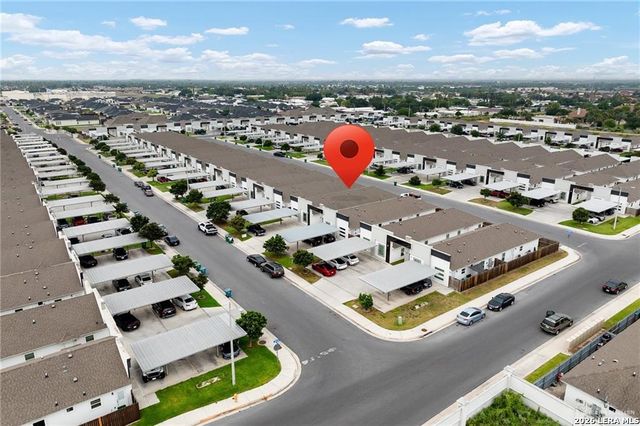 907 W Carmel Avenue, Pharr, TX 78577