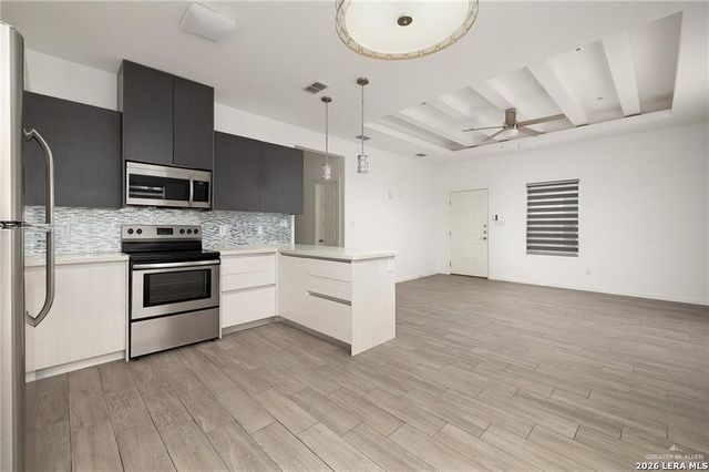 907 W Carmel Avenue, Pharr, TX 78577