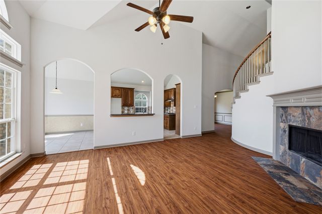 8329 Meadow Sweet Lane, Fort Worth, TX 76123