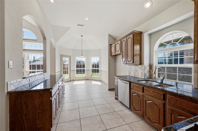 8329 Meadow Sweet Lane, Fort Worth, TX 76123