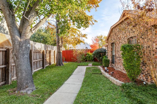 2709 Deer Creek Court, Garland, TX 75040