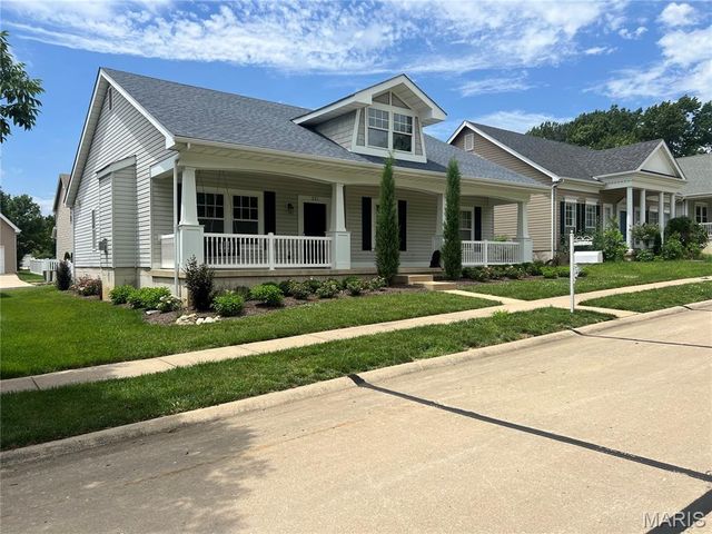 321 Hawks View Drive, O'fallon, MO 63368