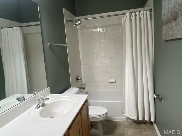 321 Hawks View Drive, O'fallon, MO 63368